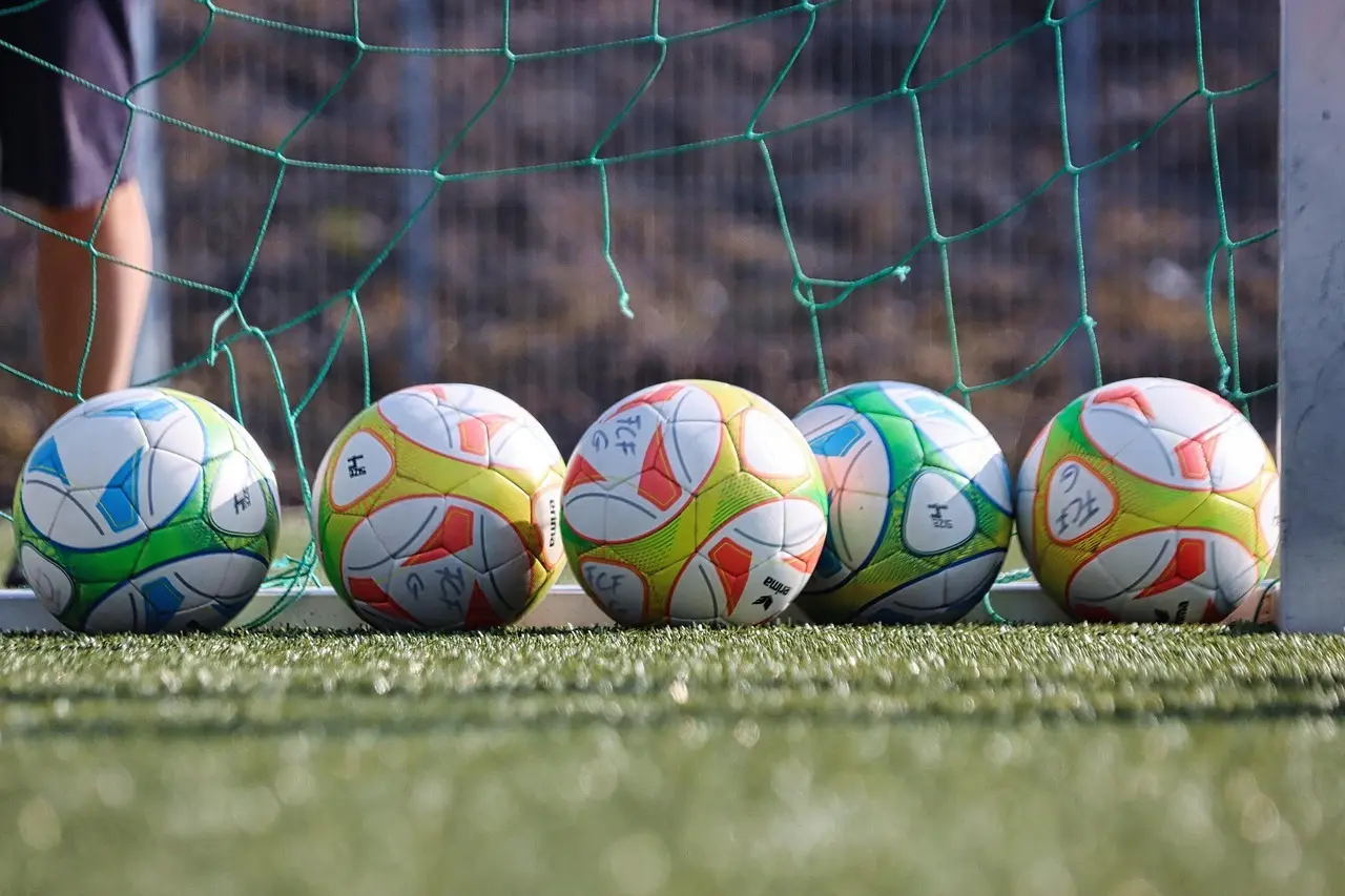 Drama, detaljer og dødbolde: Rundt om Championship runde 29